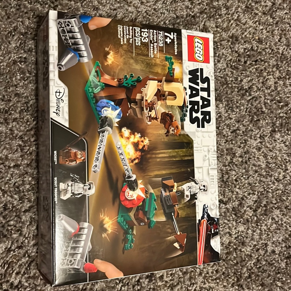 Brand New Lego set 75238 Lego Star Wars
